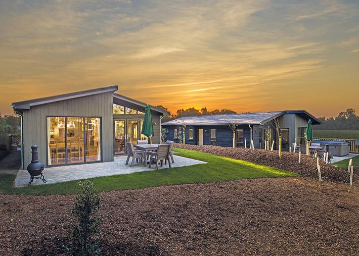 Glamping for 8 people in Pembrokeshire