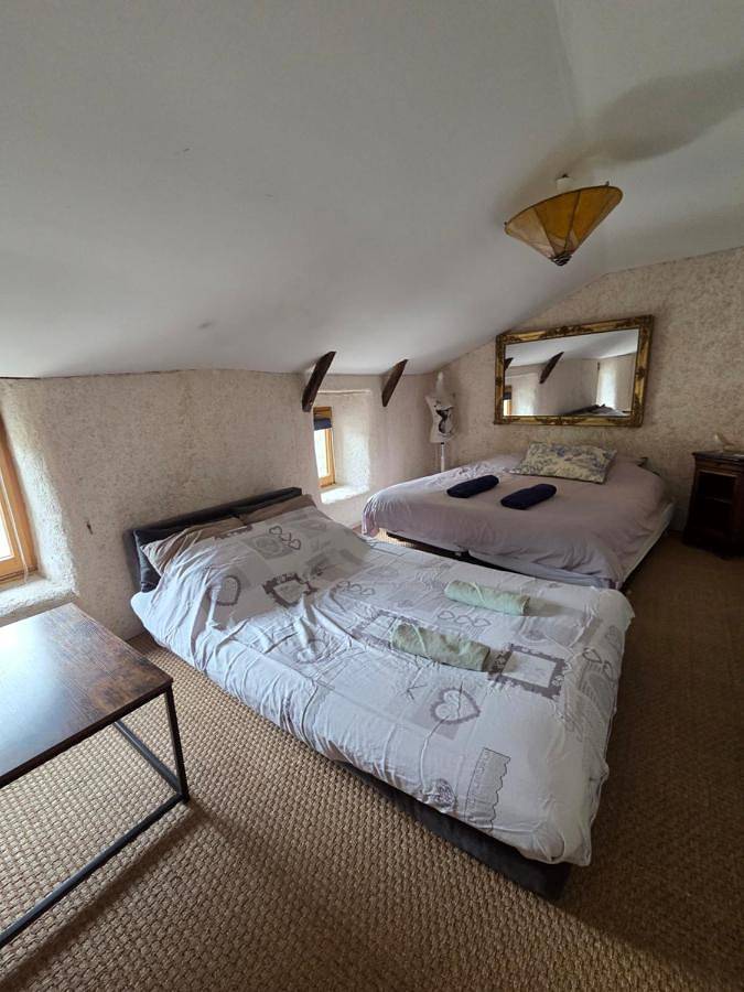 Location de vacances pour 4 personnes, avec vue et terrasse à Labastide-sur-Bésorgues - 3