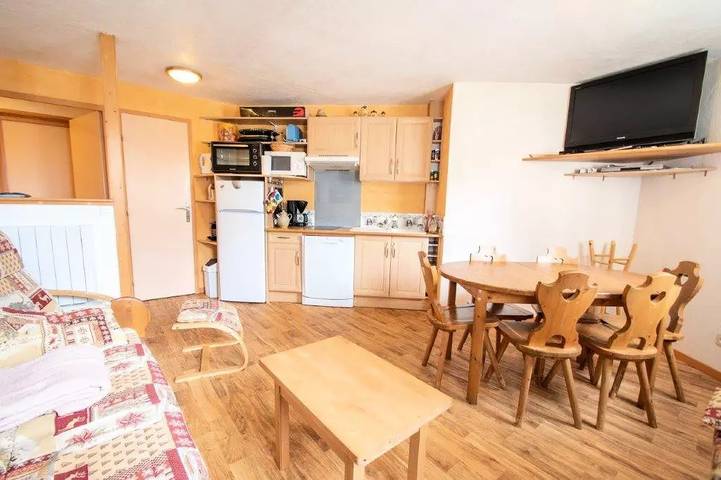 Ganze Wohnung, Geräumige T3 mit Bergecke im Dorf 1800, in der Nähe von Skiliften in Mont-de-Lans, Les Deux Alpes
