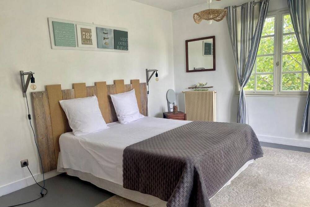 Chambre D'Elisa 1 in Saint-Morillon, Bordeaux en omgeving