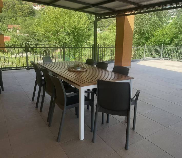 Ferienhaus für 14 Personen, mit Sauna und Whirlpool sowie Garten und Terrasse an der Makarska Riviera - 2