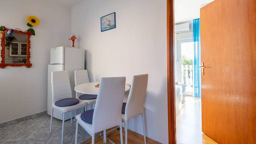 Ferienwohnung für 3 Personen, mit Terrasse in Bibinje - 3