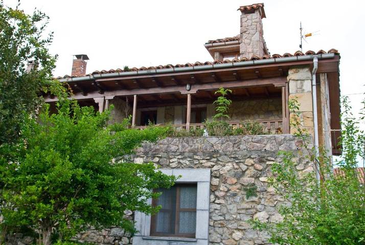 Casa rural para 5 personas, con vistas y balcón en Parque Nacional de Los Picos de Europa - 4