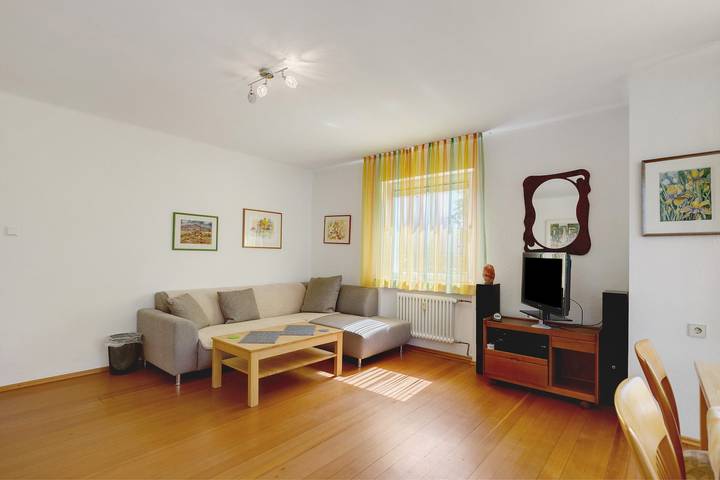 Ferienwohnung für 3 Personen, mit Balkon und Garten in Markelfingen - 4
