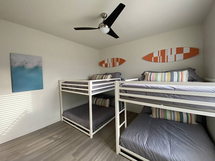Vacation rental for 16 people, with hot tub and yard in Grand Canyon National Park