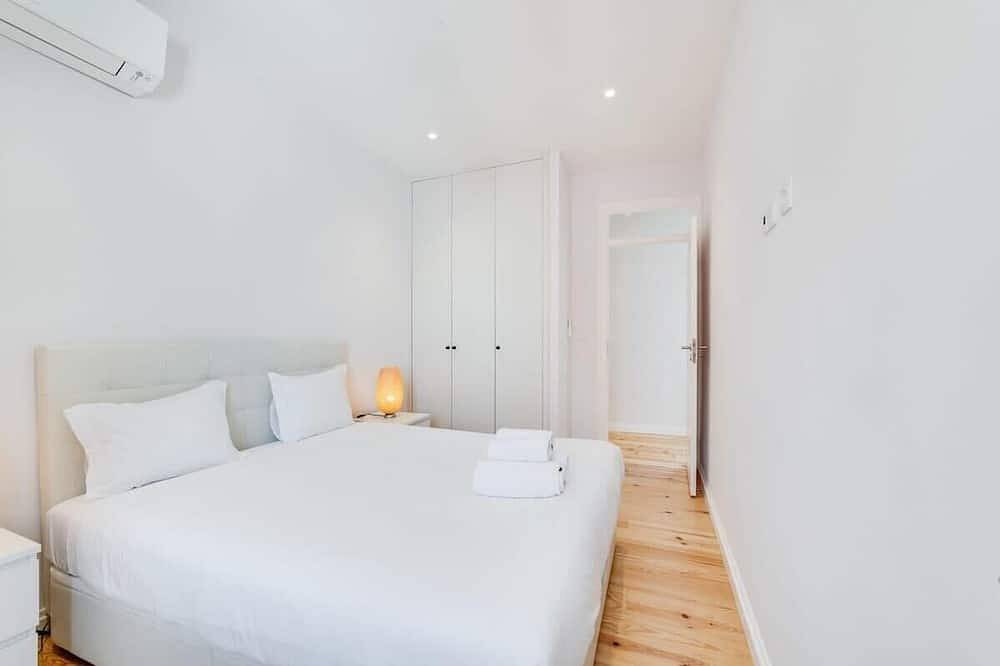 Apartamento inteiro, Calm Beachside Getaway 3Br Apartment in Estoril in Cascais e Estoril, Costa de Lisboa