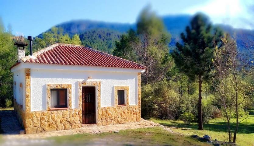 Casa rural para 6 personas, con Terraza además de Piscina y Vistas en Sierra de Alcaraz