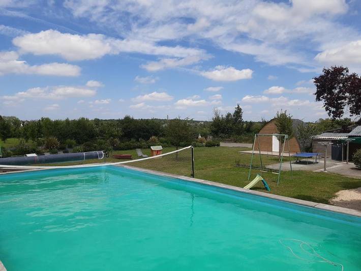 Location de vacances pour 12 personnes, avec piscine ainsi que jardin et terrasse à Beaulieu-sur-Layon - 2