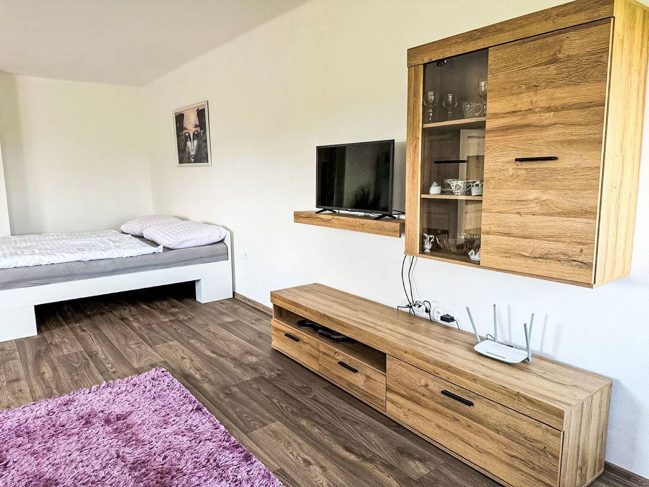 Ganze Wohnung, Happy Home - Happy Home 100.1 in Region Pilsen