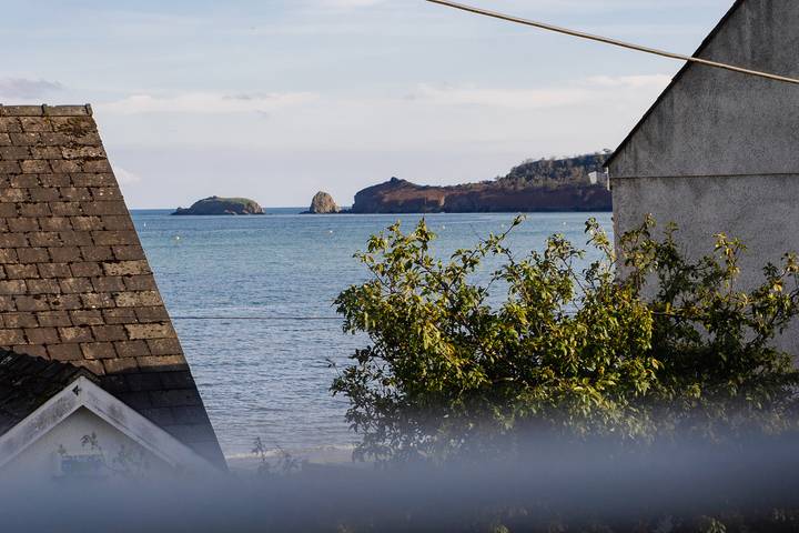 Ruby Cottage - Beachside Cottage with Views in Saundersfoot, Pembrokeshire
