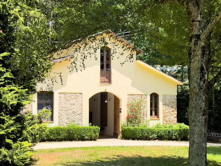 Holiday apartment for 10 people, with garden and pool, child-friendly - 1