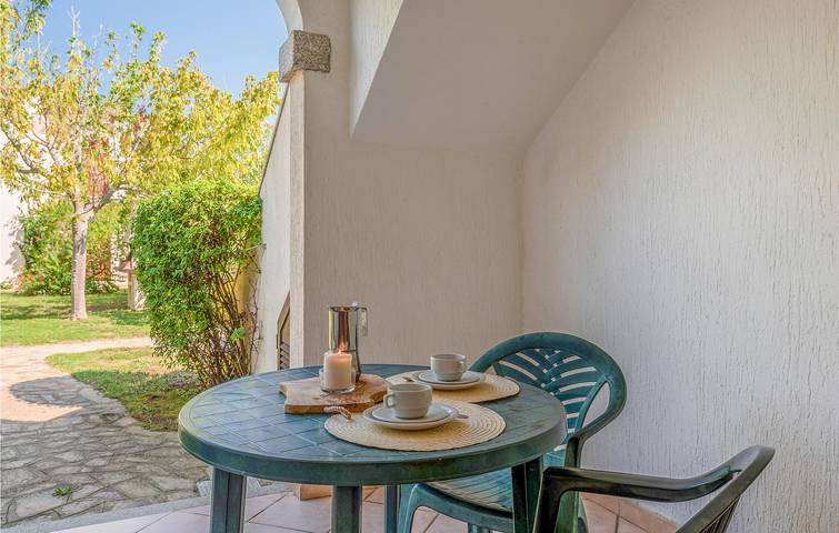 Appartamento intero, Budoni Beach Condo: A/C, Cucina, 400m alla spiaggia in Budoni, Olbia-Tempio