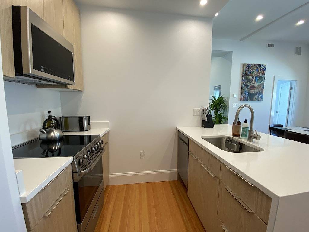 Ganze Wohnung, Downtown Salem - Park & Play Modern 3 Bedroom in Salem (MA), Essex County (MA)