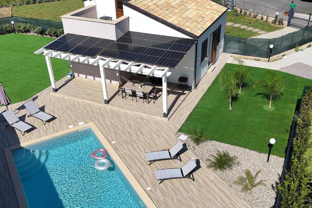 Three-Bedroom Villa in Spiaggia di Campofelice di Roccella (Campofelice di Roccella), Campofelice di Roccella
