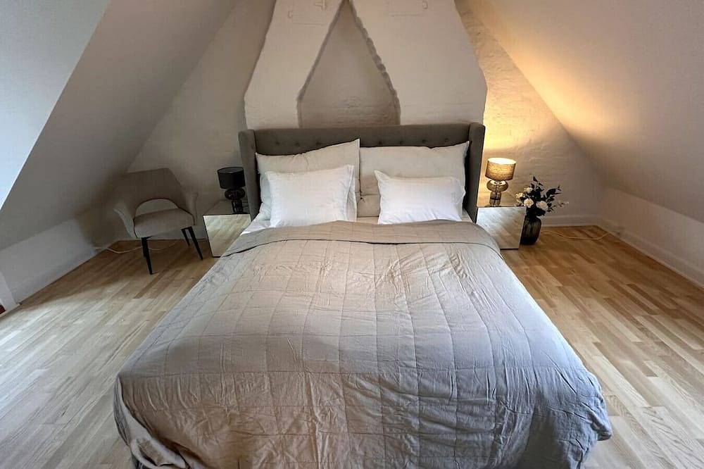 Appartement entier, Løvstræde baghus 4 th top floor in centre ville de Copenhague, Copenhague