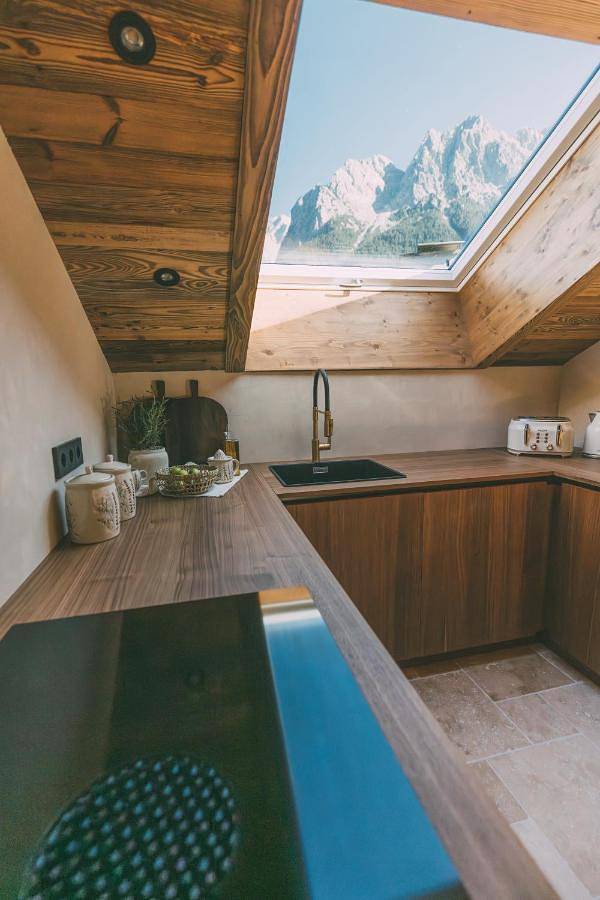 Ganze Wohnung, Chalet Hideaway Alpi mit Sauna und Bergblick in Grainau, Eibsee
