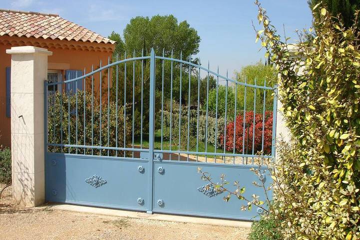 Haus Privater Pool Klimaanlage Internet Bédoin / Ventoux Ideale Radfahrer! in Bédoin, Parc naturel régional du Mont-Ventoux