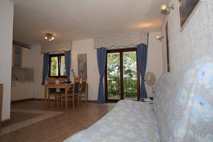 Ferienwohnung für 4 Personen, mit Balkon/Terrasse in Funtana - 4