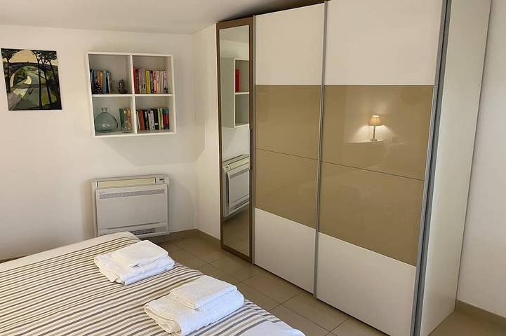 Gîte pour 3 personnes, avec piscine et terrasse ainsi que jacuzzi et jardin à Céret - 4