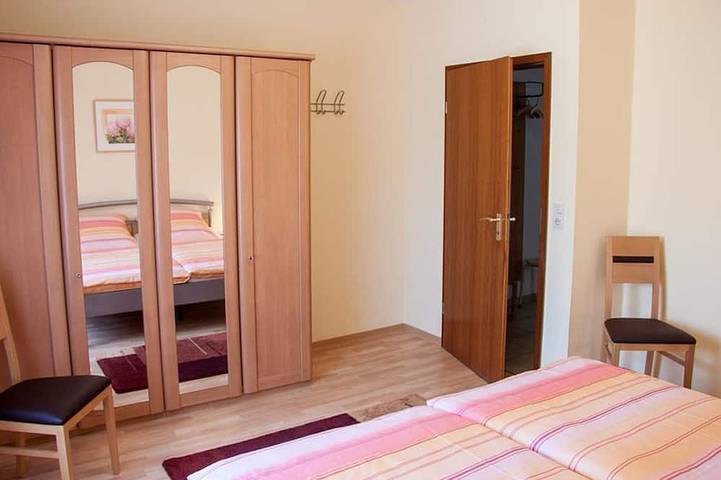 Ferienwohnung für 2 Personen, mit Garten in Mehring - 2