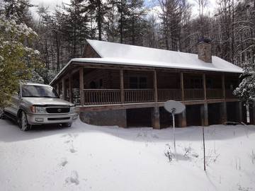 Vacation House for 7 Guests in Nantahala, Macon County, Picture 2