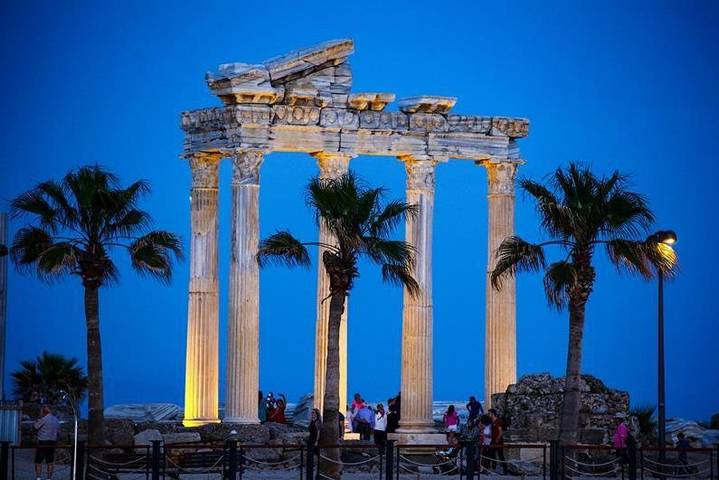 Hotel voor 2 personen, met tuin en balkon in Side