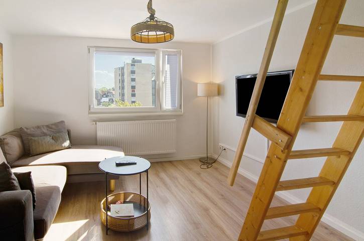 Entire apartment, Apartment "Mansarde" close to the Sea with Wi-Fi in Wilhelmshaven, Southern North Sea Coast