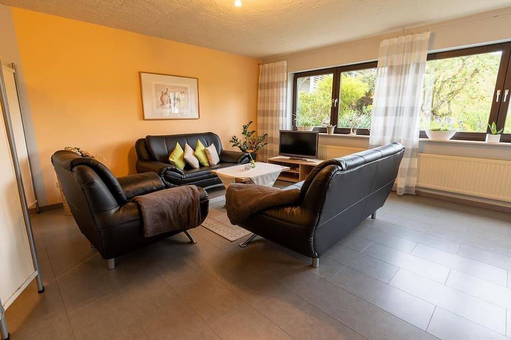 Ganze Wohnung, Ferienwohnung Pinter - Ferienwohnung in Serrig, Landkreis Trier-Saarburg