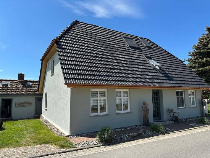 Ferienwohnung für 6 Personen, mit Terrasse und Garten - 1