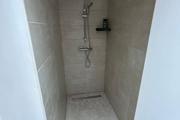 Gîte pour 4 personnes, avec jacuzzi à Lédenon - 4