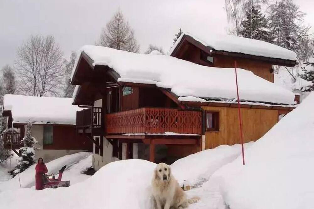 Villa for 10 Guests in Aime, Paradiski