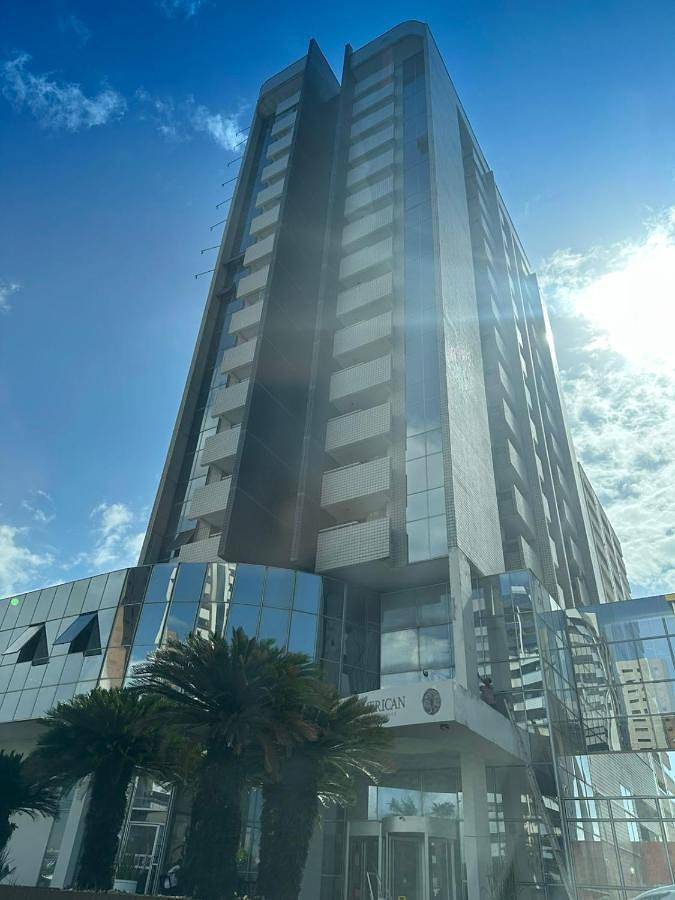 Casas e apartamentos de temporada para 3 pessoas, com piscina e vista e ainda terraço and vista para o lago, com animais de estimação em São Luís