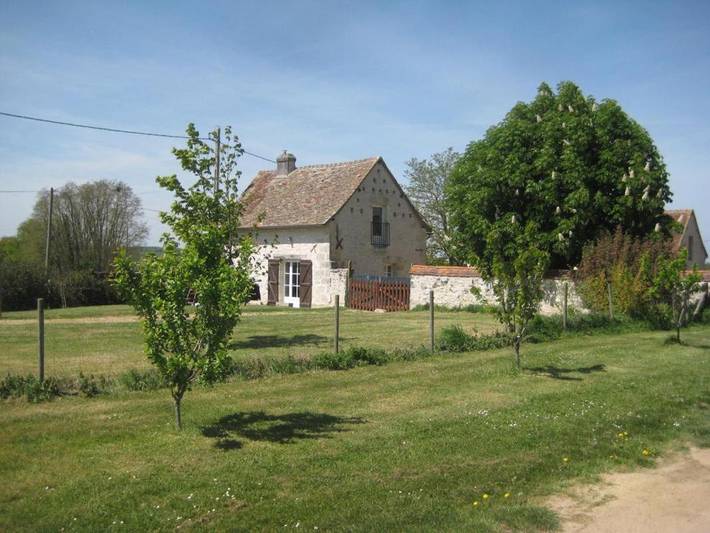 Location de vacances pour 4 personnes, avec Terrasse et Jardin à Oyré