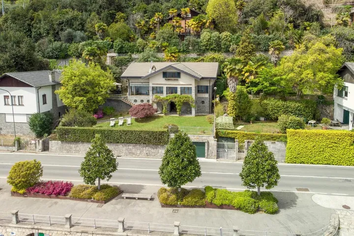 Villa per 10 persone, con vista lago e giardino nonché panorama - 1