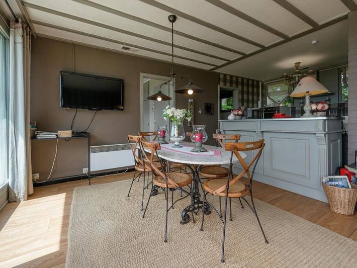 Location de vacances pour 6 personnes, avec vue sur le lac ainsi que jardin et terrasse dans Longfaye - 3