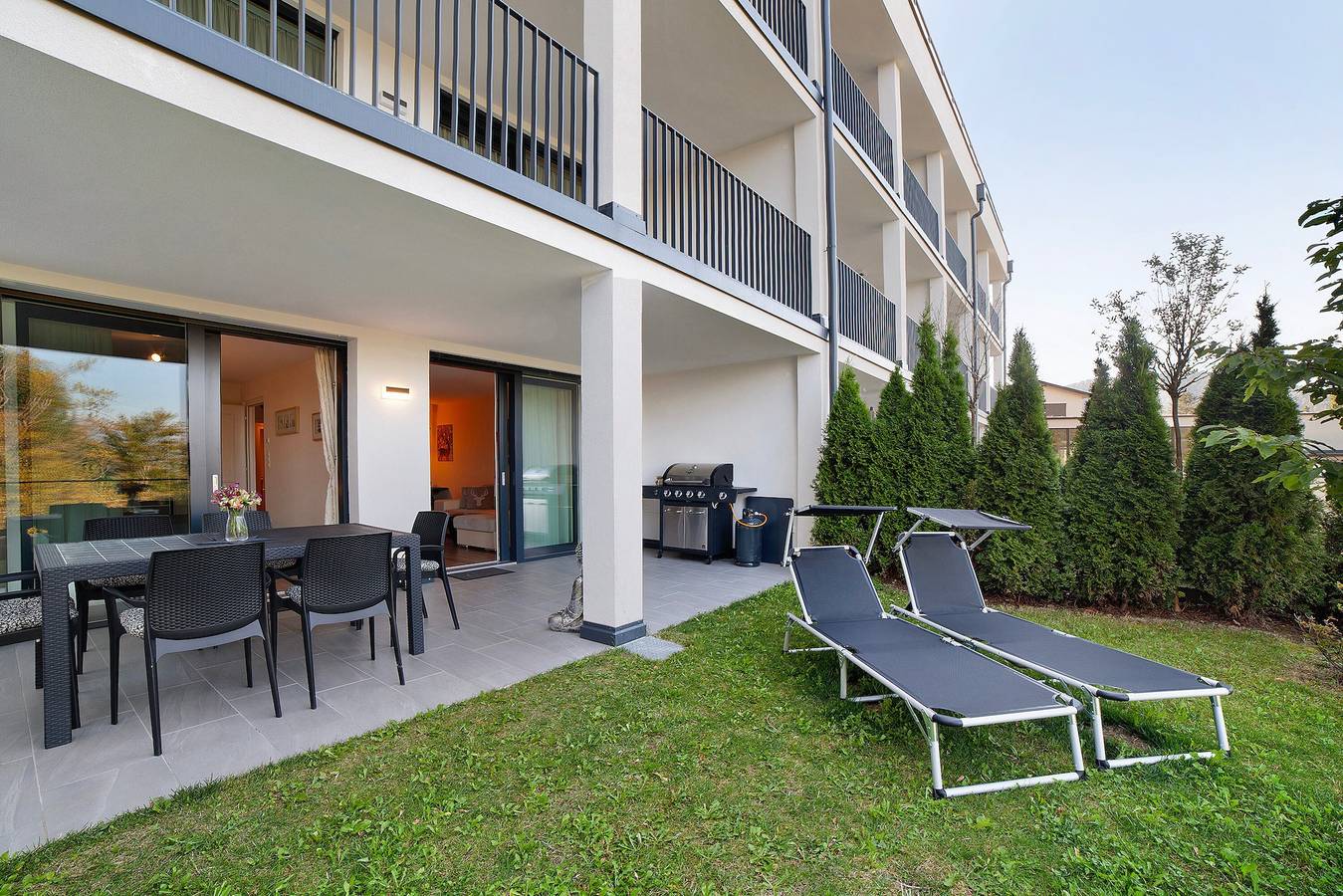 Ganze Wohnung, Ferienwohnung Panoramaresidence mit Bergblick, Garten und Grill in Hafling, Sarntaler Alpen