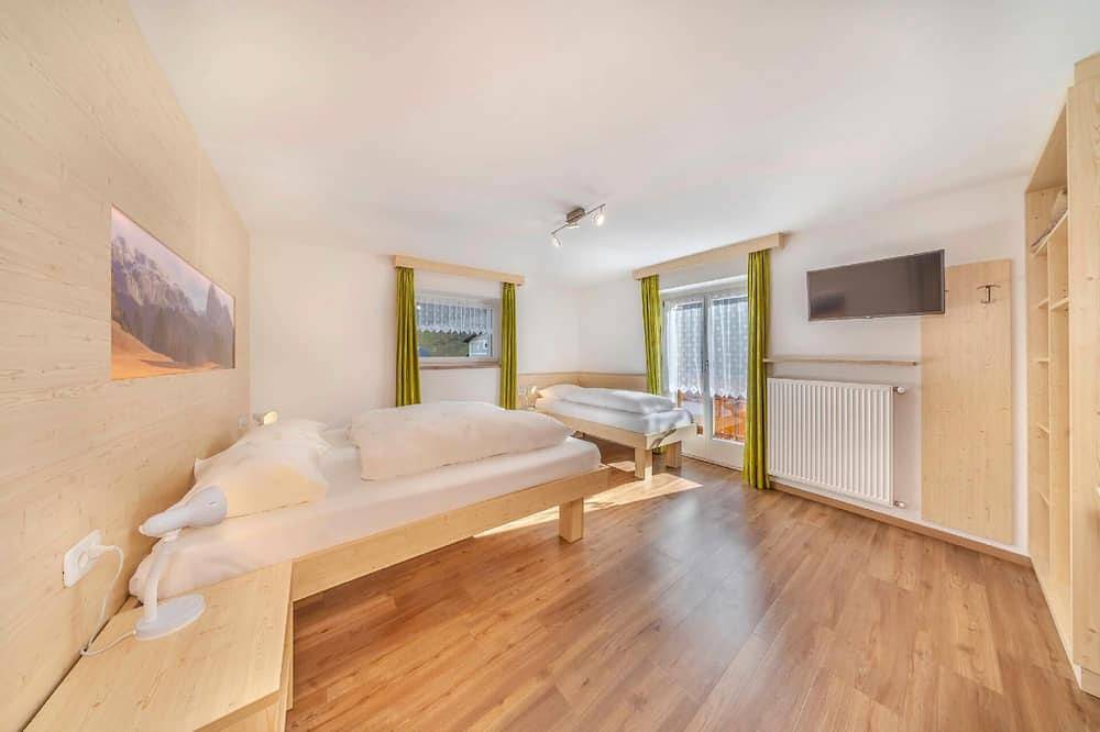 Casa de vacaciones para 17 personas aprox. 300 qm en Wolkenstein in Gröden, Dolomitas (Valle de Gardena) in Wolkenstein, Dolomiti Superski