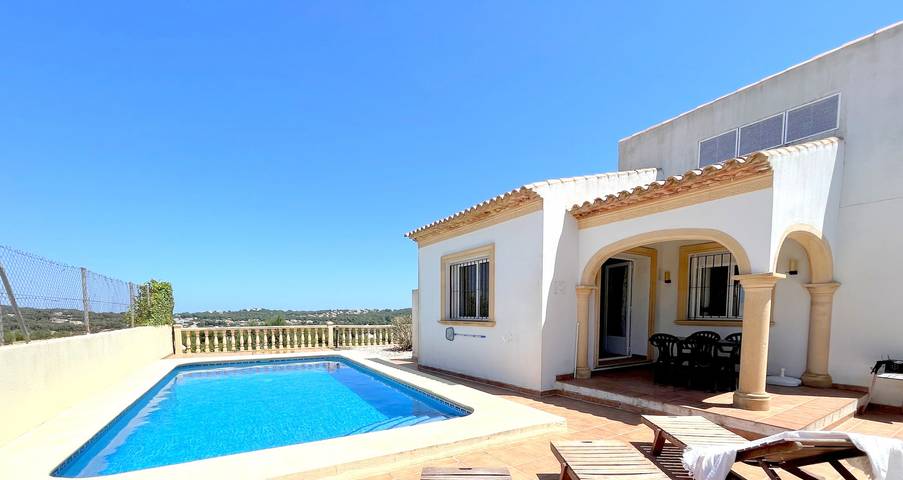 Chalet para 4 personas, con jardín y terraza - 1