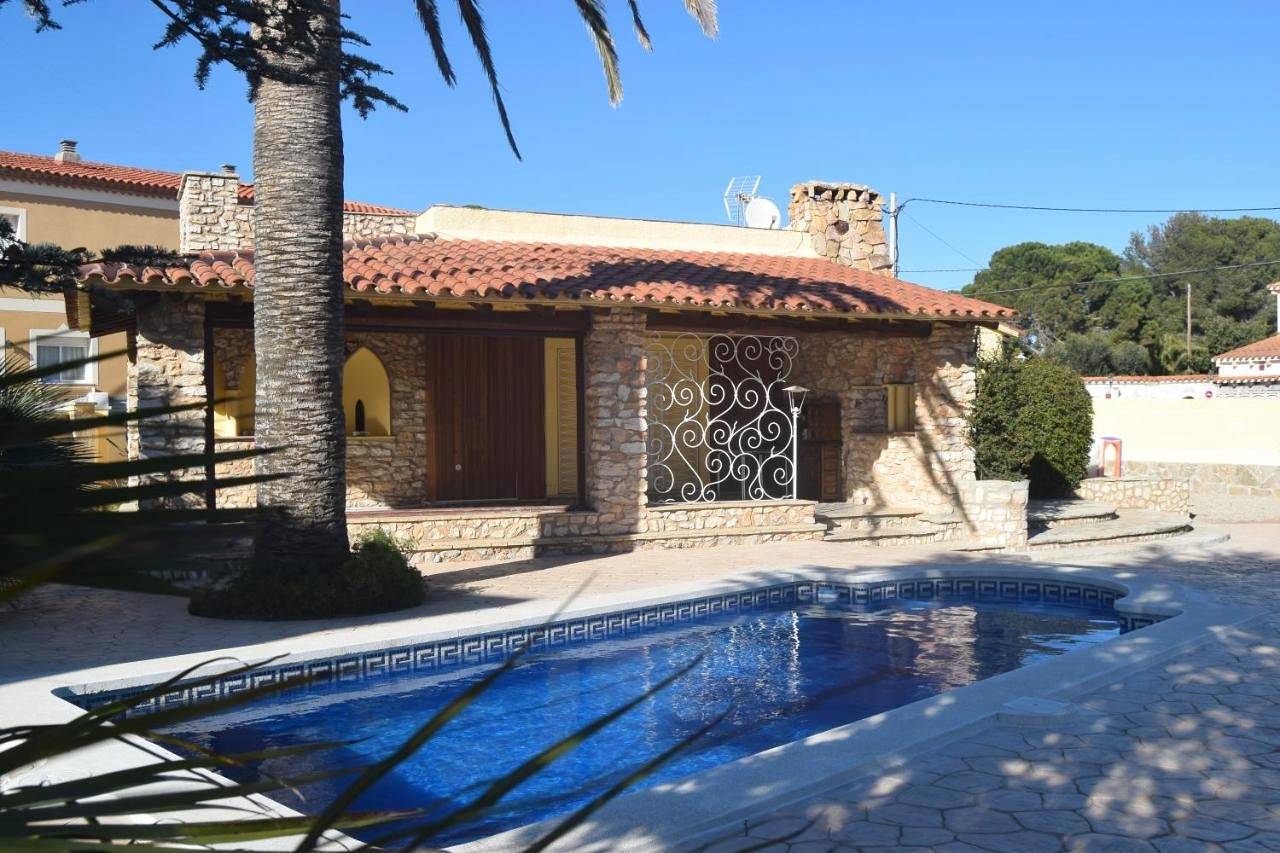 Three-Bedroom House in Miami Platja, Mont-roig del Camp