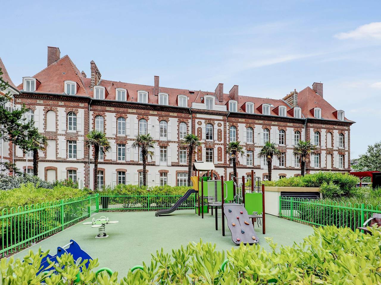 Ganze Wohnung, Apartment mit Hafenblick in Deauville für 4 Personen in Deauville, Lisieux und Umgebung