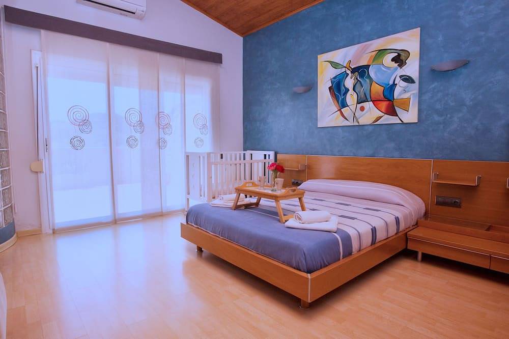 Aanbieding juli accommodatie Villa Moles in de buurt van het strand, Port Aventura en Golf in Salou, Costa Dorada
