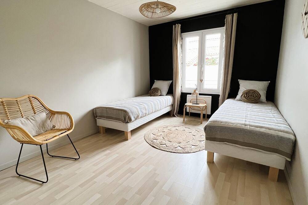 Appartement entier, La Passerelle Grande Maison avec Piscine chauffée in Rivedoux-Plage, Île de Ré