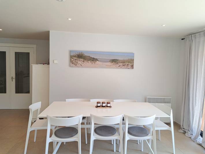 Gîte pour 7 personnes, avec terrasse et jardin dans Ostdunkerque-Bains - 2