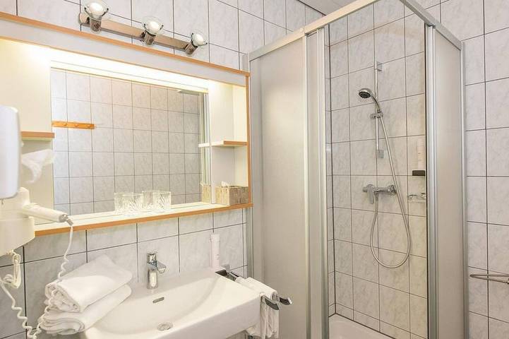 Ferienhaus für 4 Personen, mit Sauna und Pool sowie Garten in Pöllauberg - 3