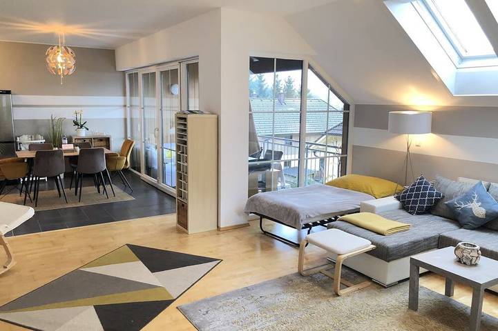 Ferienwohnung für 6 Personen, mit Balkon und Whirlpool in Steinbach am Attersee