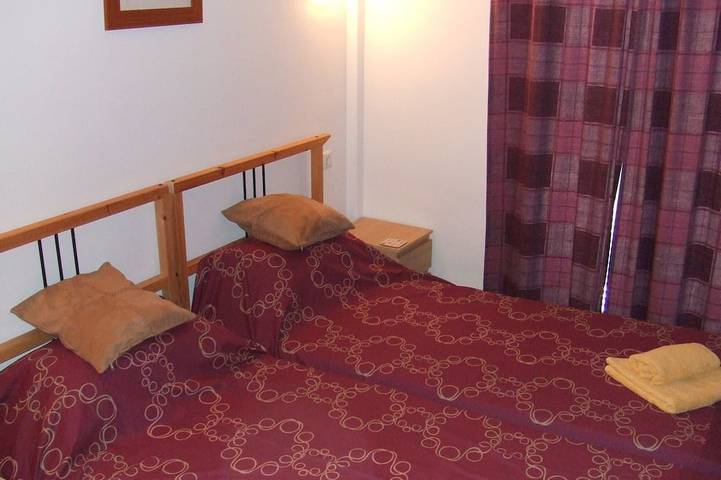 Ferienwohnung für 4 Personen, mit Balkon und Pool sowie Garten in Cala Bona - 3