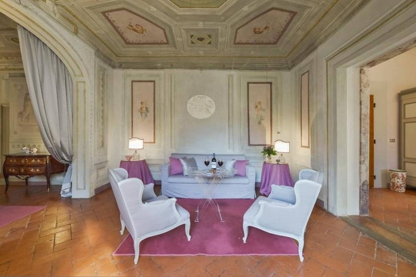 Appartamento intero, Maggio Frescos in Firenze Centro storico, Firenze