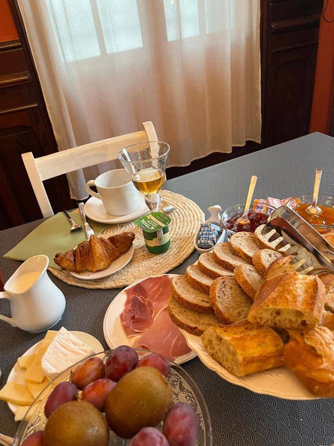 Chambre d’hôte pour 2 personnes, avec vue et balcon aux Les Sables-d'Olonne - 3