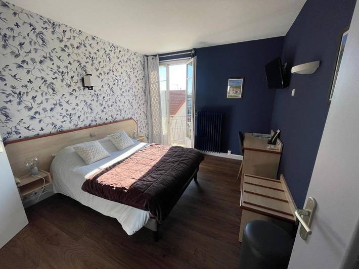 Hôtel pour 3 personnes, avec Balcon et Terrasse ainsi que Jardin et Vue
