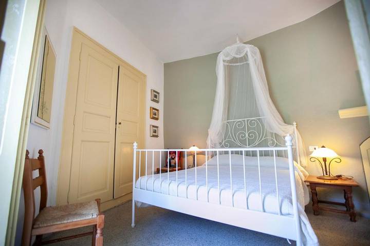 Gîte pour 4 personnes, avec vue ainsi que vue sur le lac et terrasse dans Nesso - 2